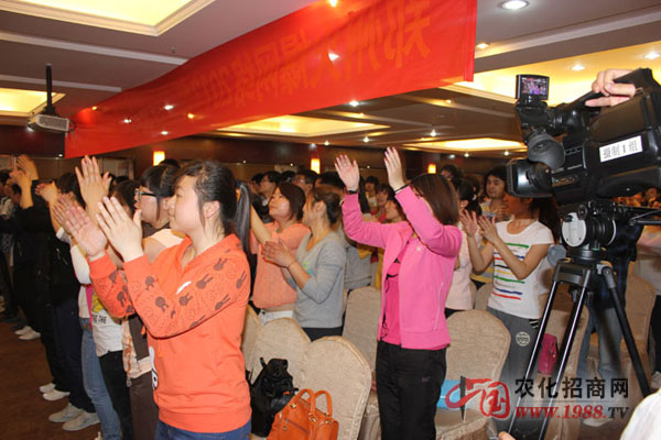 �����M(j��n)����Ӗ(x��n)���ص��҂�