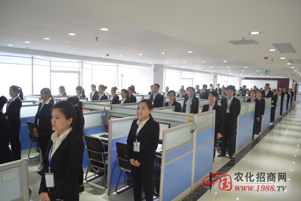 ���L���������