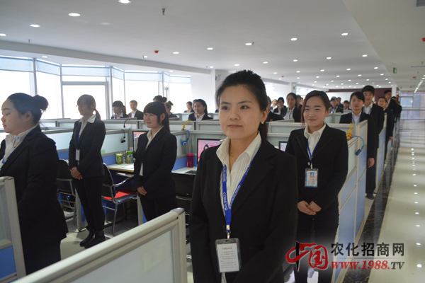 ���L���������