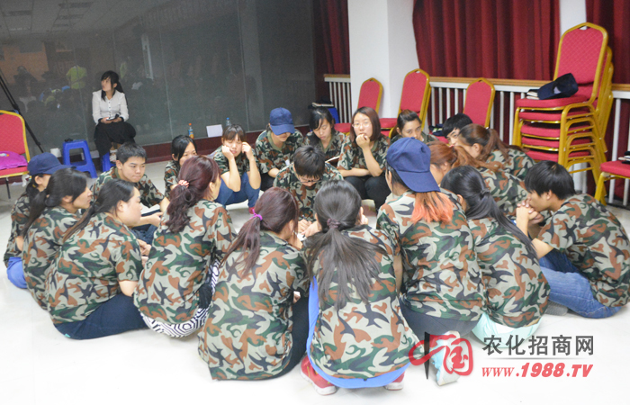 �𱬾W�j��չӖ��֮���L��ͬ�ۡ�