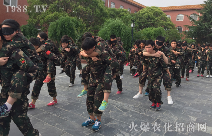 ���ӳ�����׷�����еĉ���