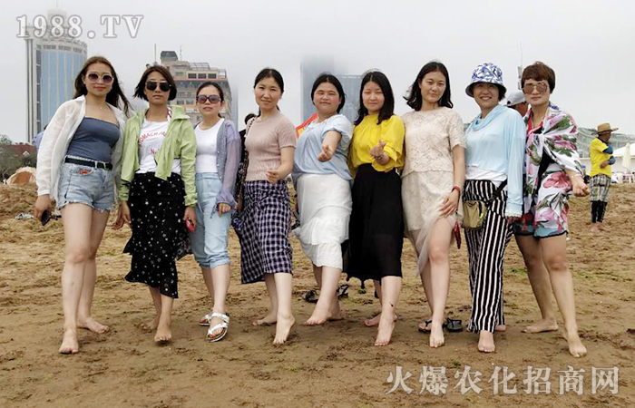 �������u�����ܴ󺣣��I(l��ng)�Ե����L(f��ng)����