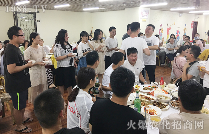 ���M���u����������