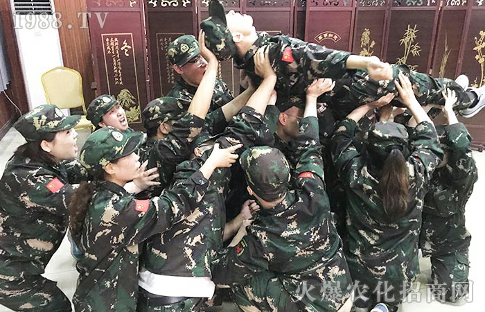 齊心協(xié)力，才能創(chuàng)造奇跡