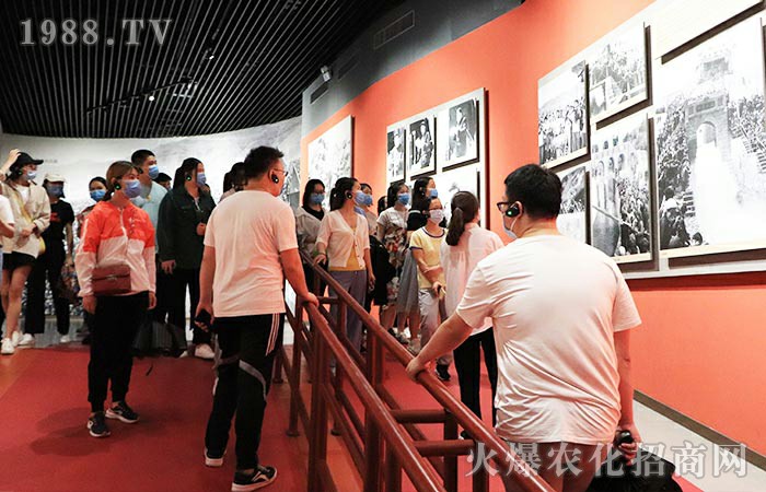 ����һ�F(tu��n)��ɢ�ǝM����