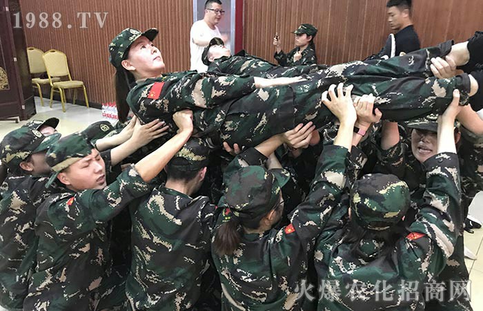 ���ѸЄ�֮��������ж�֮�У�