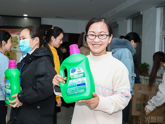 ���L(f��ng)���������ڷ��A��������Ů��(ji��)���𱬾W(w��ng)�ɰl(f��)Ů�񌣌ٶY����