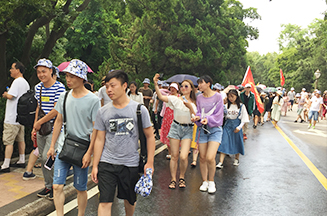 �˴��P(gu��n)�˗l�R·��8�l���й��µ��Ͻ������ˎ����I(l��ng)�����u�L(f��ng)����