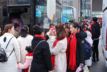 ��10���꣬�𱬼����������(du��)��܇���@����һ������